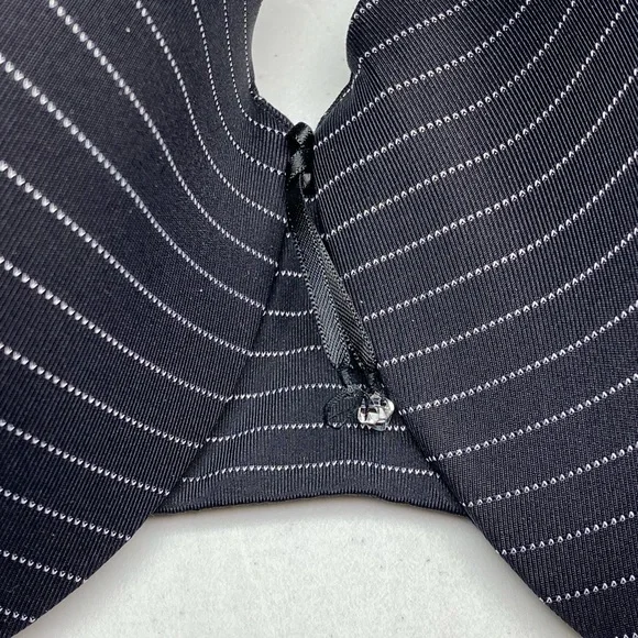 AG BLK/ WHT STRIPE Lightly Lined Underwire, 38C *P1045 - Picture 2 of 7